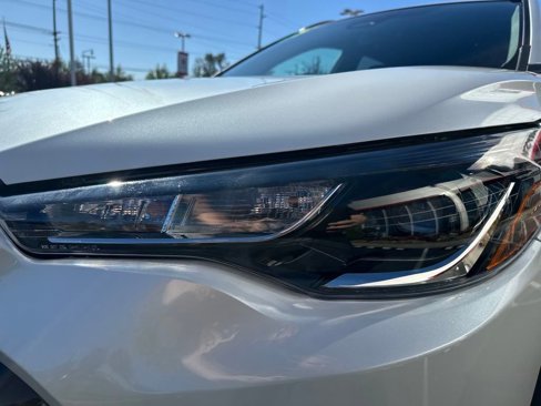 Certified 2025 Toyota Corolla Cross AWD Hybrid image 9