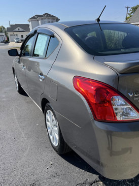 Used 2017 Nissan Versa SV image 7