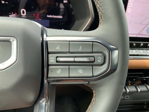 New 2026 GMC Canyon AT4 w/ AT4 Premium Package image 13