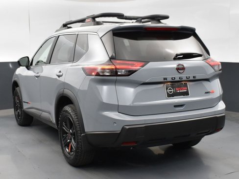 New 2026 Nissan Rogue SV image 6