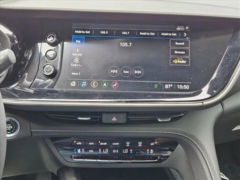 Used 2023 Buick Envision Avenir image 13