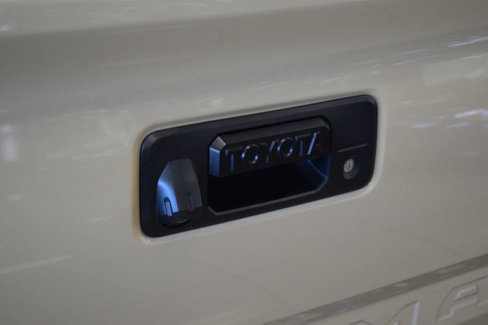 Used 2019 Toyota Tacoma TRD Off-Road w/ Technology Package image 38