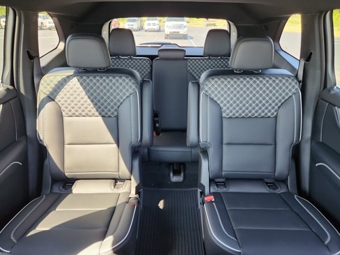 New 2026 GMC Acadia Denali w/ Super Cruise Package image 7