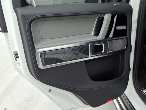 Certified 2025 Mercedes-Benz G 580 w/ EQ Technology image 15