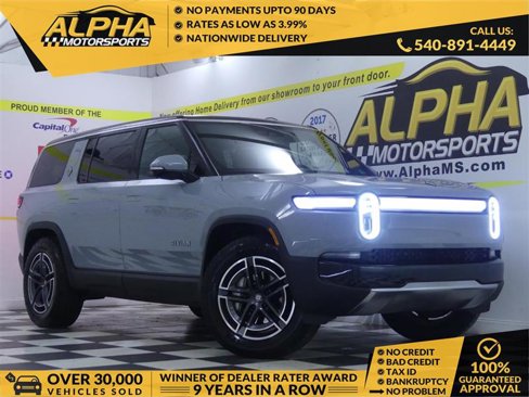 Used 2025 Rivian R1S Adventure image 1