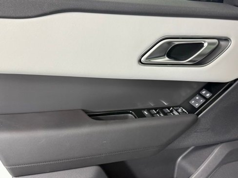 New 2026 Land Rover Range Rover Velar S image 12