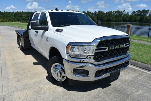 Used 2023 RAM 3500 Tradesman w/ Chrome Appearance Group image 2