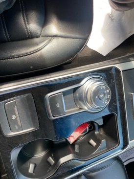 Used 2020 Ford Edge SEL image 15