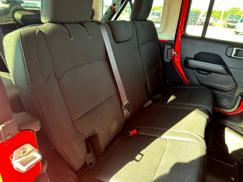 Used 2018 Jeep Wrangler Unlimited Sahara w/ Dual Top Group image 47
