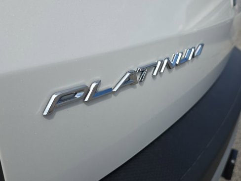 Used 2025 Ford Escape Platinum w/ Premium Technology Package image 10