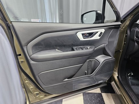 New 2025 Subaru Forester Touring image 8
