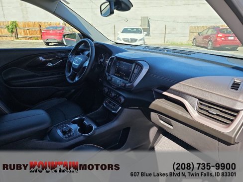 Used 2023 GMC Terrain AT4 image 36