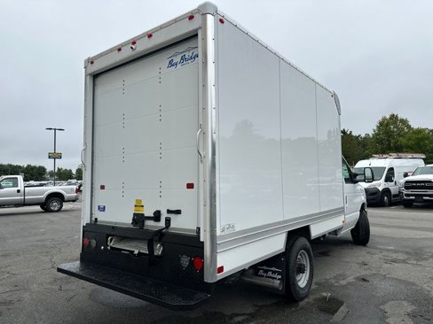 New 2026 Ford E-350 and Econoline 350 Super Duty w/ Power Equipment Group image 10