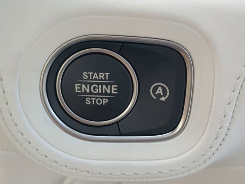 New 2025 Mercedes-Benz Maybach GLS 600 4MATIC image 16
