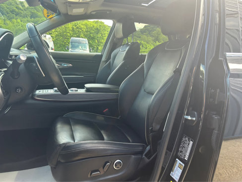 Used 2022 Genesis GV70 2.5T w/ Advanced Package image 10