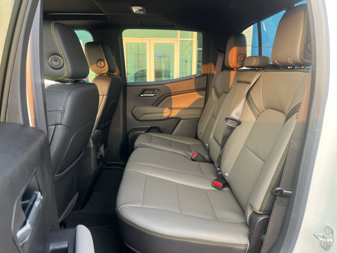 New 2026 Chevrolet Colorado ZR2 w/ Technology Package image 11