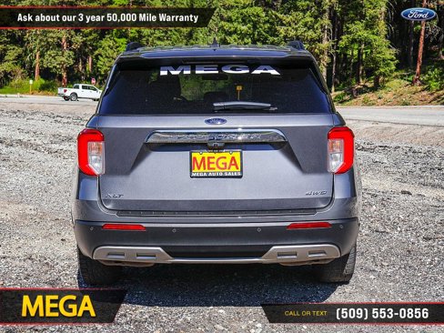 Used 2021 Ford Explorer XLT w/ Equipment Group 202A image 9