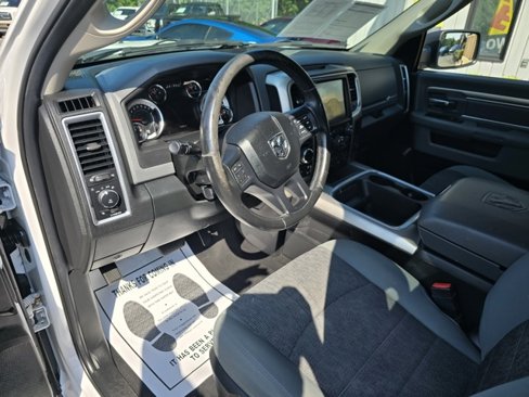 Used 2018 RAM 1500 Big Horn image 9