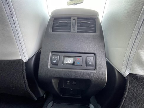 New 2025 Mitsubishi Outlander SEL image 22