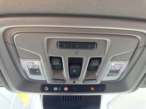 Used 2024 GMC Sierra 3500 Denali w/ Denali Reserve Package image 31