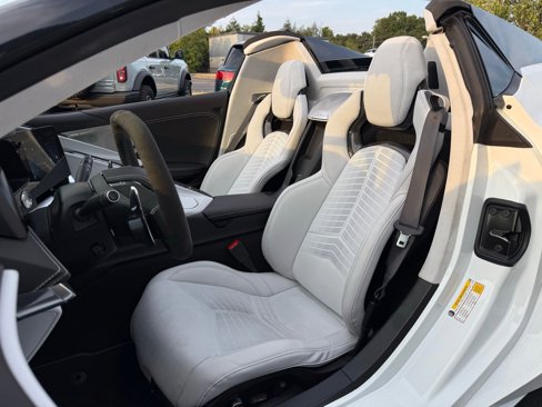 Used 2024 Chevrolet Corvette Stingray Premium Conv w/ Z51 Performance Package image 25