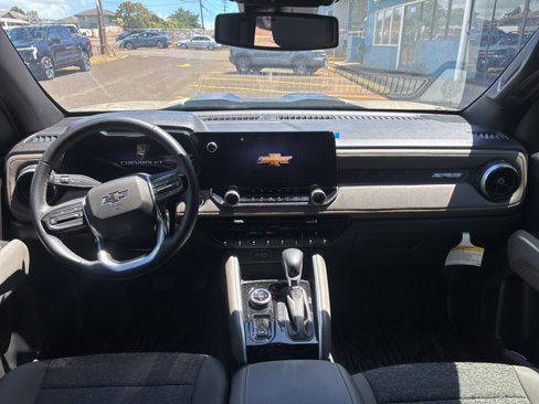 Used 2024 Chevrolet Colorado ZR2 w/ Safety Package image 11