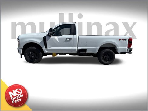 New 2025 Ford F350 4x4 Regular Cab Super Duty image 2