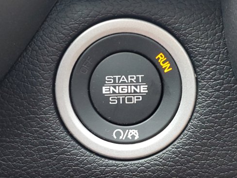 Used 2025 RAM 2500 Laramie image 23