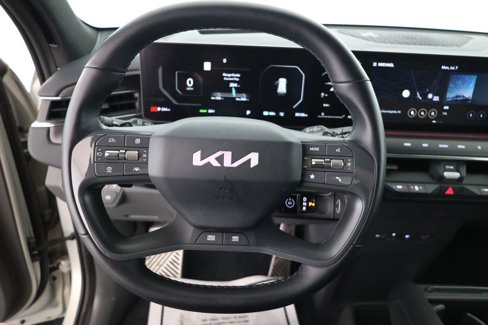 Used 2024 Kia EV9 GT-Line image 14