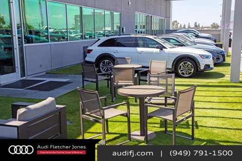 New 2025 Audi Q8 Premium Plus image 17