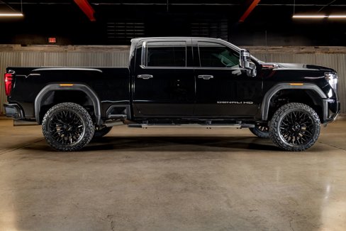 Used 2025 GMC Sierra 3500 Denali w/ Denali Reserve Package image 11