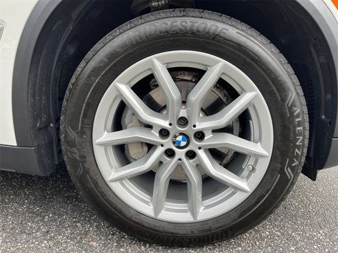 Certified 2022 BMW X5 xDrive40i w/ Parking Assistance Package image 18
