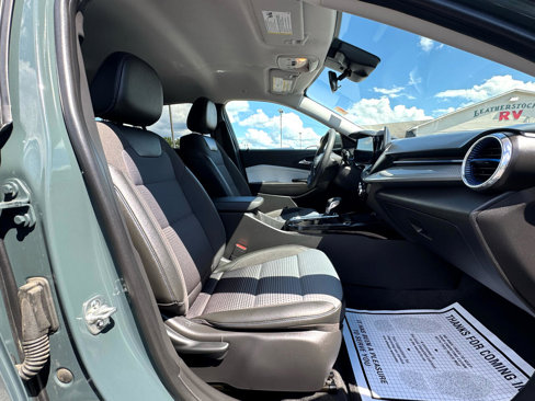 Used 2025 Chevrolet Trax LT image 29
