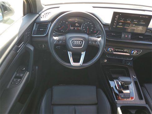 Used 2023 Audi Q5 2.0T Premium w/ Convenience Package image 32