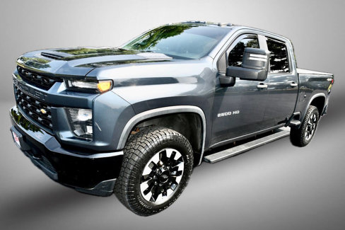 Used 2020 Chevrolet Silverado 2500 Custom w/ Custom Value Package image 2