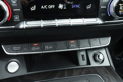 Used 2019 Audi Q5 2.0T Premium Plus image 18