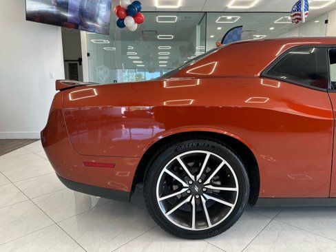 Used 2021 Dodge Challenger R/T w/ Plus Package image 6