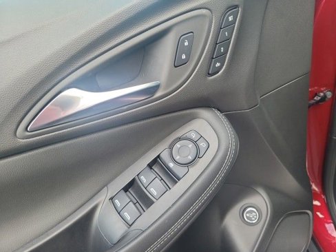 Used 2023 Buick Encore GX Essence w/ Experience Buick Package image 15