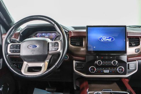 Used 2023 Ford Expedition Limited image 18