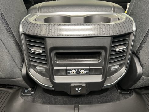 New 2026 RAM 1500 4x4 Crew Cab image 23