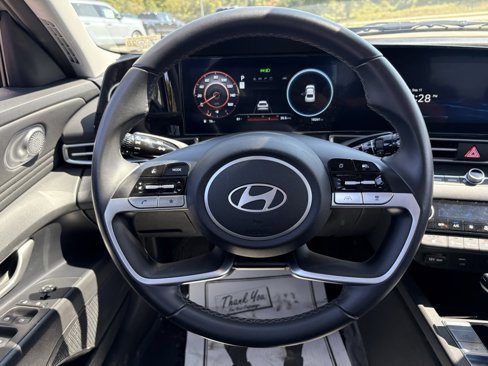 Used 2024 Hyundai Elantra Limited image 30