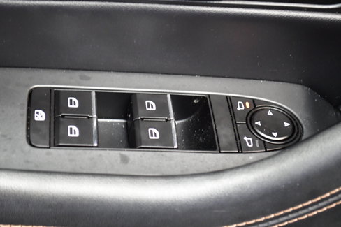 Used 2024 MAZDA CX-90 3.3 Turbo w/ Preferred Plus image 21