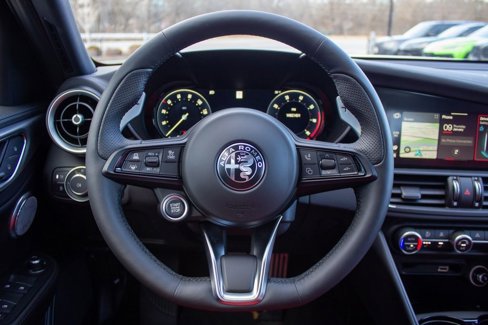 New 2025 Alfa Romeo Giulia AWD image 14
