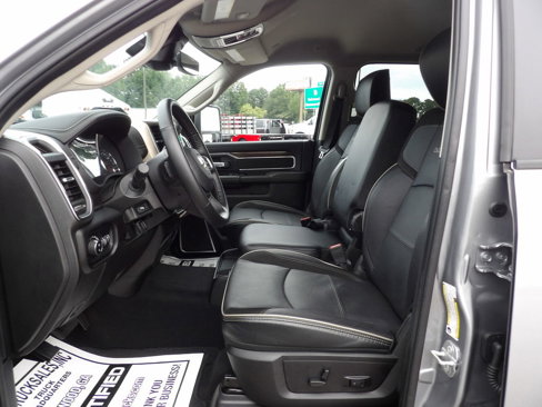 Used 2024 RAM 2500 Laramie w/ Safety Group image 17