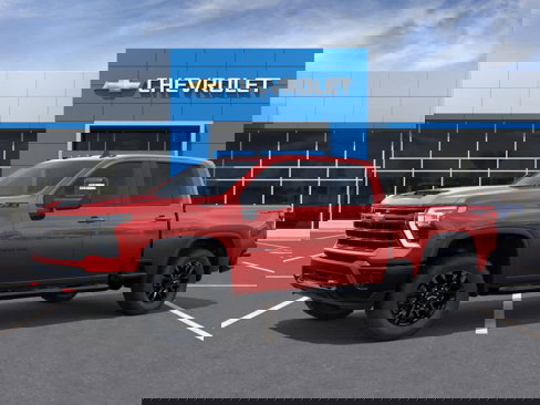New 2026 Chevrolet Silverado 2500 LT image 2