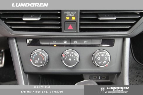 Used 2023 Volkswagen Jetta Sport image 18