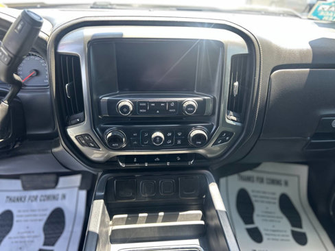 Used 2018 Chevrolet Silverado 1500 LTZ Z71 image 14