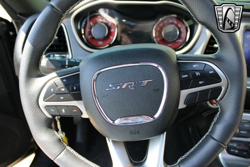 Used 2018 Dodge Challenger SRT Hellcat image 10