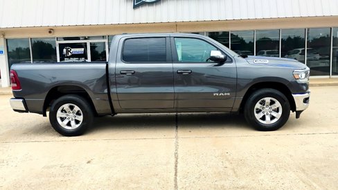 Used 2024 RAM 1500 Laramie image 8