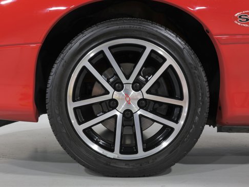 Used 2002 Chevrolet Camaro Z28 w/ SS Performance/Appearance Pkg image 19